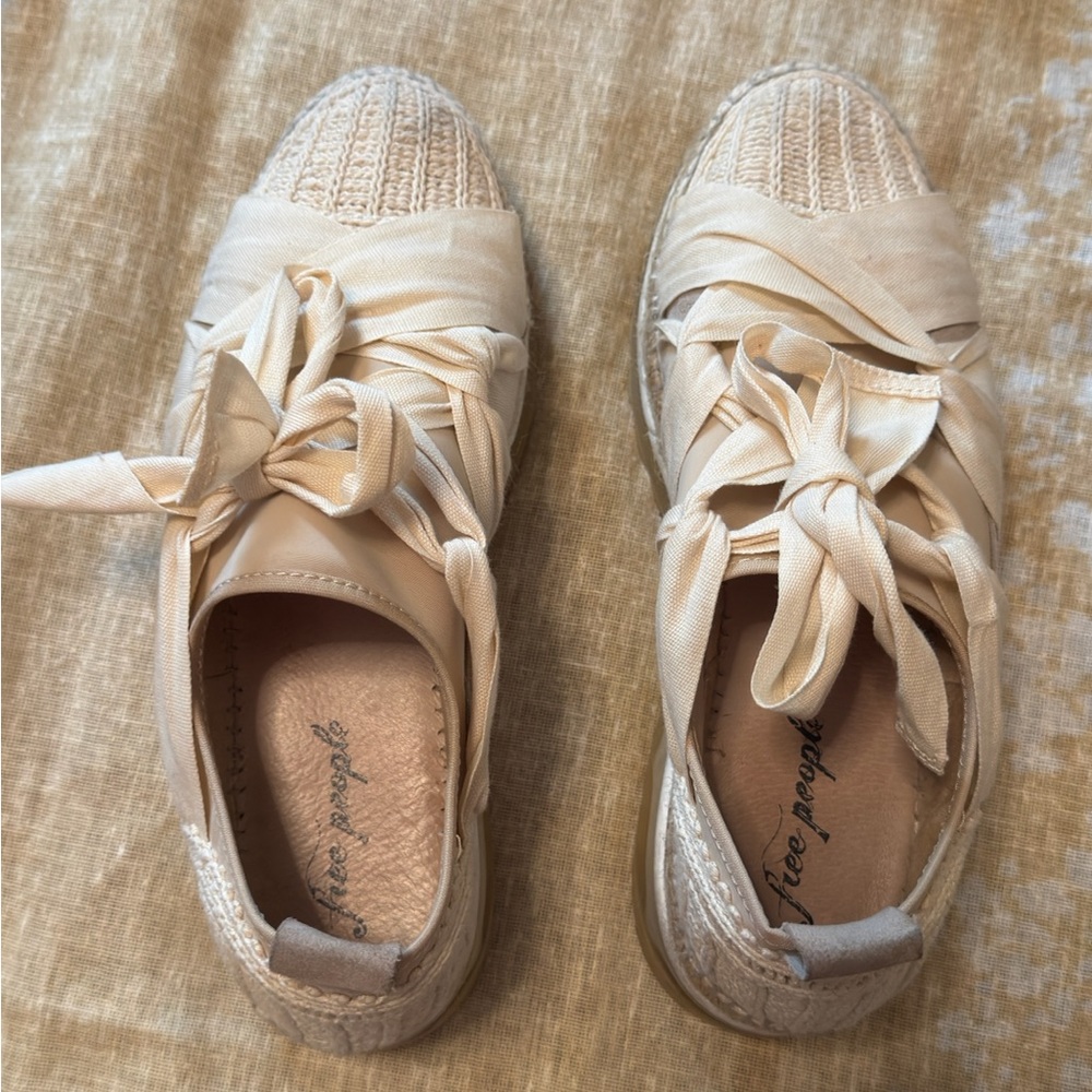 Free People Women's Chapmin Espadrille Slip On Sneakers Ivory